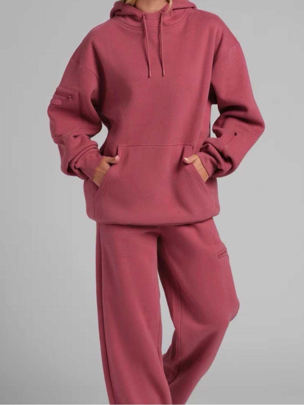 COMFORT Women’s Relaxed Hoodie & Wide-Leg Sweatpants Set in Dusty Rose